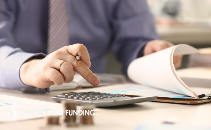 Refund Mechanisms: Cash vs. Principal Reduction​